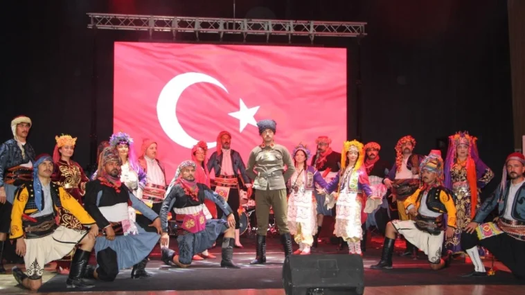 Kumluca'da Cumhuriyet Bayramı etkinliklerle kutlandı