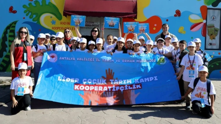 'Lider Çocuklar' kadın üreticilerle buluştu