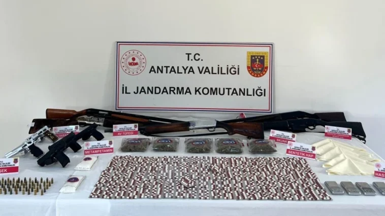 Narkotik operasyonunda 7 şüpheli tutuklandı