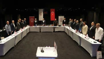 Raylı sistem işletmecileri Antalya'da buluştu