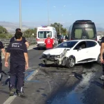 Tur aracı kaza yaptı 5 kişi yaralandı