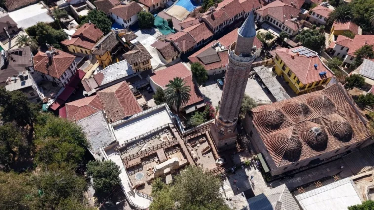 Yivli Minare'nin külliyesi açıldı