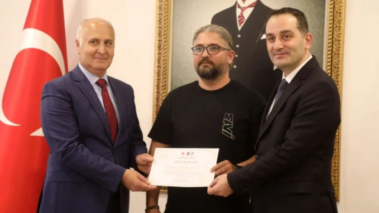 Yükümlülerin rehabilitasyonu için çalışan gönüllülere sertifika