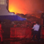 Antalyada korkutan yangın Fabrika alevler içinde kaldı