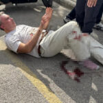 Boşanma aşamasındaki eşini bıçakladı