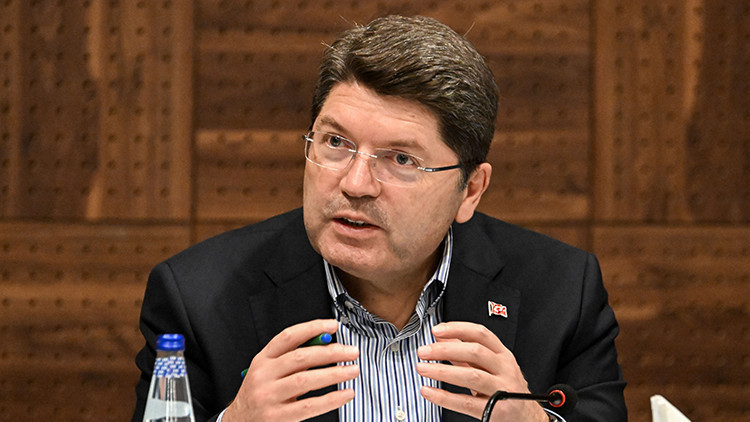 Bakan Tunçtan Demirtaş açıklaması: Mahkeme ne karar verecek hep beraber bekleyeceğiz