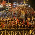 Muratpaşada binler Ataya Saygı Yürüyüşünde buluştu