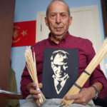 Ortaokul yıllarında öğrendiği çavdar sapı sanatını yaşatacak yeni nesil arıyor