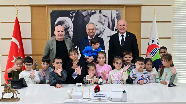 Kepez Belediyesi okullarda göz sağlığı taraması yaptı