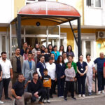 Otomobil tutkunlarından huzurevi ziyareti