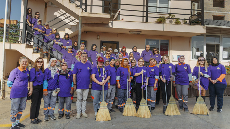 Kadın personeller şiddete karşı farkındalık oluşturdu