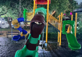 Parktaki kaydırak yandı