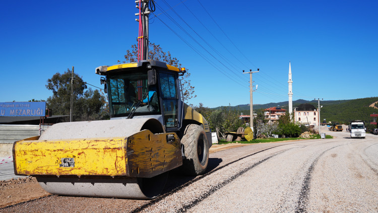 Alanyada asfalt çalışması