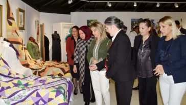 AKHEM'de yeni sezonun ilk el sanatları sergisi