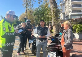 Alanya’da kasksız sürücülere hem ceza hem kask