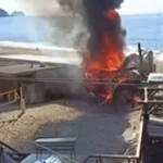 Alanya'da plaj büfesi alev alev yandı