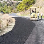 Alanya’da yol bakım mesaisi devam ediyor
