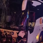 Alanya’da yolcu otobüsü kaza yaptı: 3 yaralı