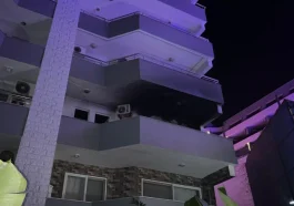 Alanya’daki apartman yangını büyümeden söndürüldü