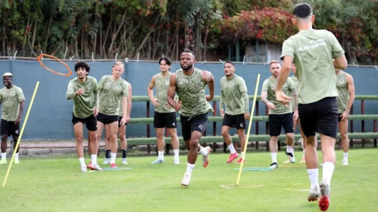 Alanyaspor Trabzon deplasmanına hazır