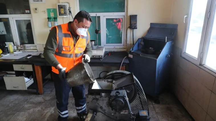 Antalya Büyükşehir’den kömüre sıkı denetim