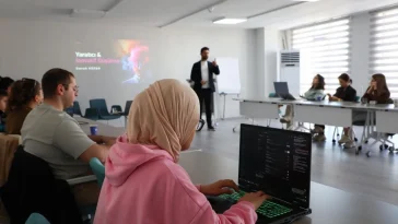 Antalya Girişimcilik Merkezi, 'Fikirden Ürüne' atölyesi düzenledi