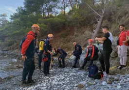 Antalya Kemer'de dağda mahsur kaldı