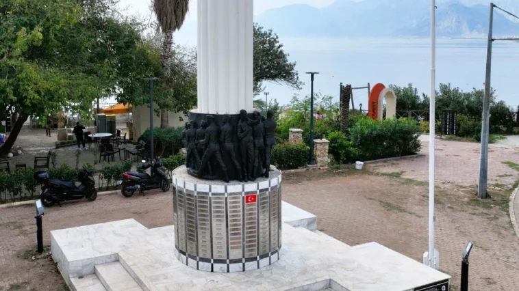Antalya Şehitleri Anıtı yenilendi