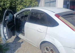 Antalya'da 16 yaşındaki çocuk otomobilin camını kırıp 50 bin TL çaldı