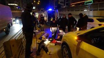Antalya'da alt geçitteki kazada sürücü ağır yaralandı