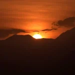 Antalya'da gökyüzü turuncuya dönüştü