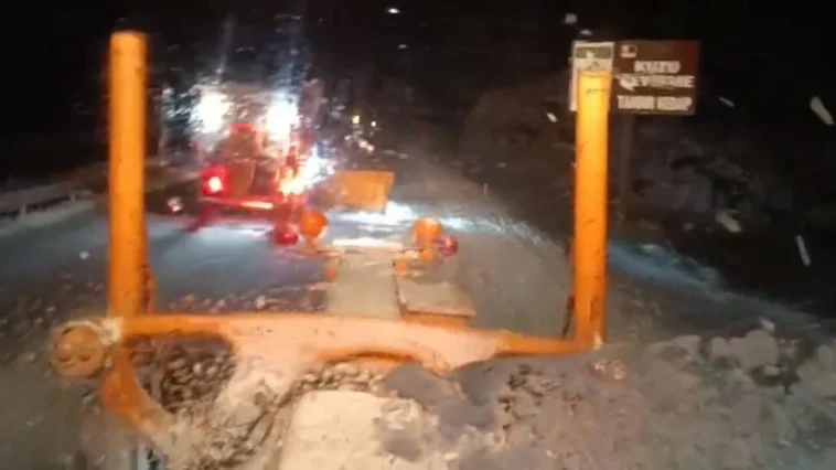 Antalya'da mevsimin ilk karı yağdı