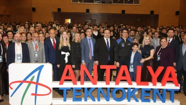 Antalya'da teknoloji dünyası buluşuyor