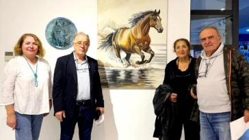 Antalya'da 'umut ışığı' sergisi