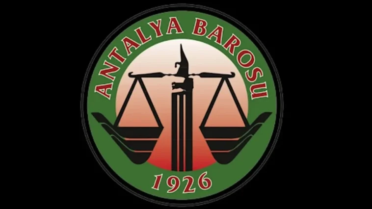 Antalyalı avukata biber gazlı saldırı!