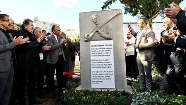 Aşık Murat Çobanoğlu Parkı hizmete açıldı