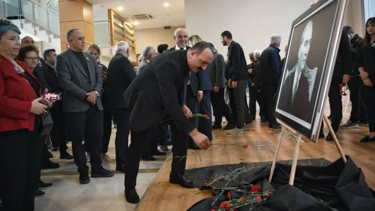 Atatürk Konyaaltı'nda anlamlı törenle anıldı