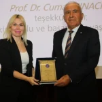 AÜ’de Çevre Hizmet Ödülleri sahiplerini buldu
