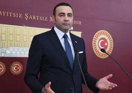 Bakan Ersoy’a turizm emekçilerini sordu