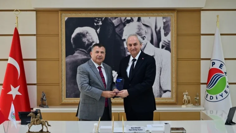 Başkan Kocagöz'e SGK'dan teşekkür plaketi