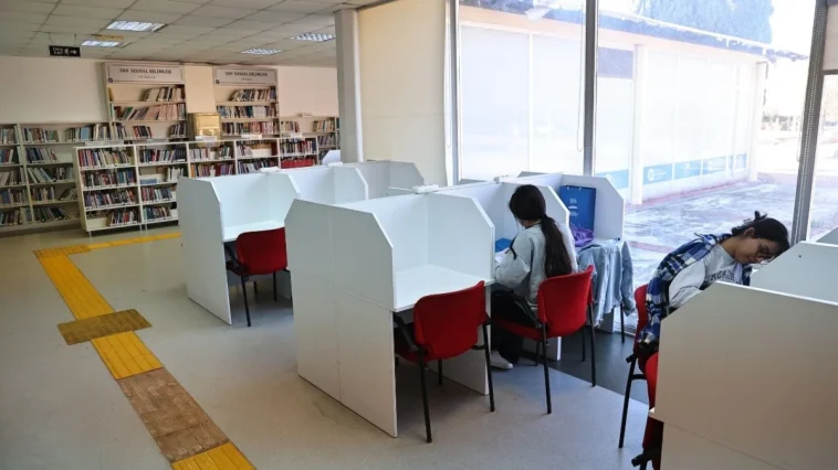 Büyükşehir ödünç kitap sistemiyle okuma kültürünü geliştiriyor