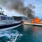 Demre’de ticari yat yandı