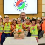 DokumaPark'ta Miniklerden Başkan'a ikram