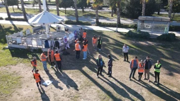 Eğitimi tamamlayan 14 kursiyer ticari pilot sertifikası aldı