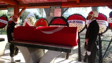 Emekli Tümgeneral Gürsel Öztürk Antalya'da son yolculuğuna uğurlandı