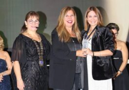 DİVAN OTELLERİ’NE “EN İYİ LOKAL ZİNCİR” ÖDÜLÜ