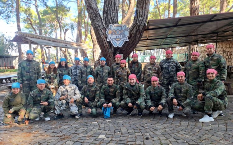 PİNE BEACH BELEK RESTAURANT & BAR EKİBİ'NDEN PAİNTBALL ETKİNLİĞİ