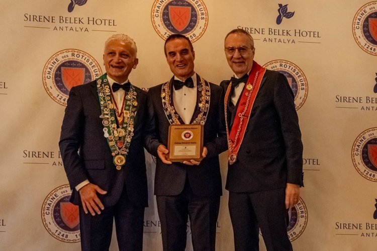 CHAİNE DES ROTİSSEURS ANTALYA BÖLGESİ GALA YEMEĞİ SİRENE BELEK HOTEL’DE GERÇEKLEŞTİ