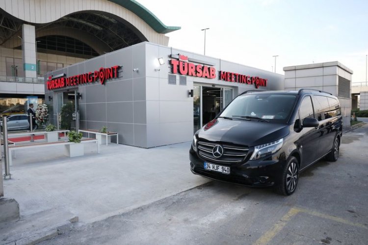 image_750x_691f2d036d8d2