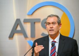 ATSO BAŞKANI HACISÜLEYMAN: 'ANTALYA İÇİN DESTİNASYON YÖNETİMİ ARTIK ERTELENEMEZ'